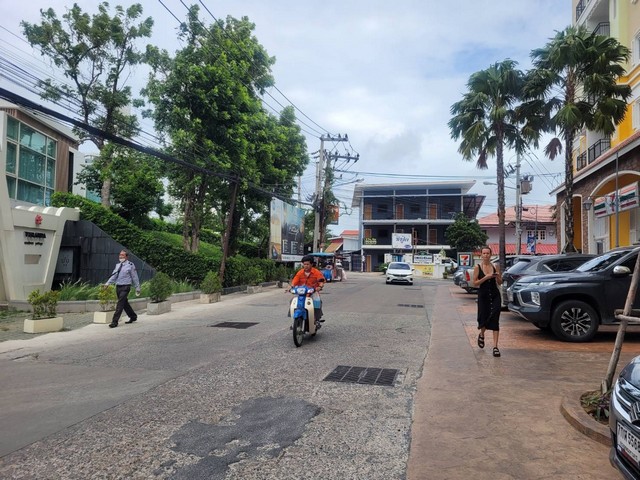 ประกาศฟรี! ซื้อ-ขาย-เช่า คอนโด บ้าน ทาวน์โฮม ที่ดิน และพื้นที่เชิงพาณิชย์ทั่วประเทศไทย ทุกทำเล ทุกงบประมาณ ไม่มีค่าใช้จ่าย ลงง่าย ขายไว เข้าถึงผู้ซื้อโดยตรง 5 260905pic4.jpg