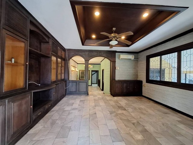 ประกาศฟรี! ซื้อ-ขาย-เช่า คอนโด บ้าน ทาวน์โฮม ที่ดิน และพื้นที่เชิงพาณิชย์ทั่วประเทศไทย ทุกทำเล ทุกงบประมาณ ไม่มีค่าใช้จ่าย ลงง่าย ขายไว เข้าถึงผู้ซื้อโดยตรง 3 165783pic2.jpg