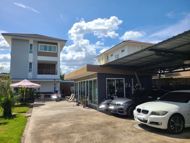 ประกาศฟรี! ซื้อ-ขาย-เช่า คอนโด บ้าน ทาวน์โฮม ที่ดิน และพื้นที่เชิงพาณิชย์ทั่วประเทศไทย ทุกทำเล ทุกงบประมาณ ไม่มีค่าใช้จ่าย ลงง่าย ขายไว เข้าถึงผู้ซื้อโดยตรง 3 517896pic2.jpg