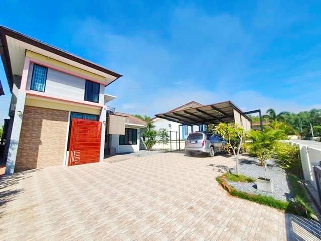 ประกาศฟรี! ซื้อ-ขาย-เช่า คอนโด บ้าน ทาวน์โฮม ที่ดิน และพื้นที่เชิงพาณิชย์ทั่วประเทศไทย ทุกทำเล ทุกงบประมาณ ไม่มีค่าใช้จ่าย ลงง่าย ขายไว เข้าถึงผู้ซื้อโดยตรง 3 318315pic2.jpg