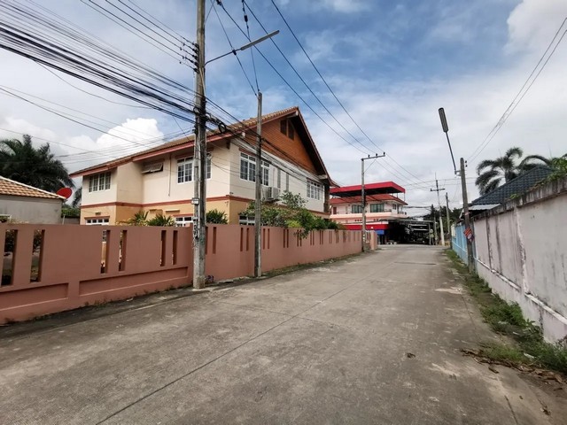 ประกาศฟรี! ซื้อ-ขาย-เช่า คอนโด บ้าน ทาวน์โฮม ที่ดิน และพื้นที่เชิงพาณิชย์ทั่วประเทศไทย ทุกทำเล ทุกงบประมาณ ไม่มีค่าใช้จ่าย ลงง่าย ขายไว เข้าถึงผู้ซื้อโดยตรง 4 260837pic3.jpg