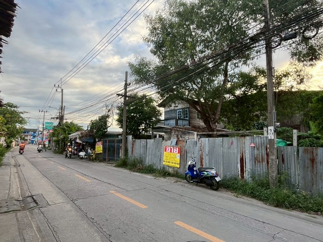 ประกาศฟรี! ซื้อ-ขาย-เช่า คอนโด บ้าน ทาวน์โฮม ที่ดิน และพื้นที่เชิงพาณิชย์ทั่วประเทศไทย ทุกทำเล ทุกงบประมาณ ไม่มีค่าใช้จ่าย ลงง่าย ขายไว เข้าถึงผู้ซื้อโดยตรง 4 520297pic3.jpg