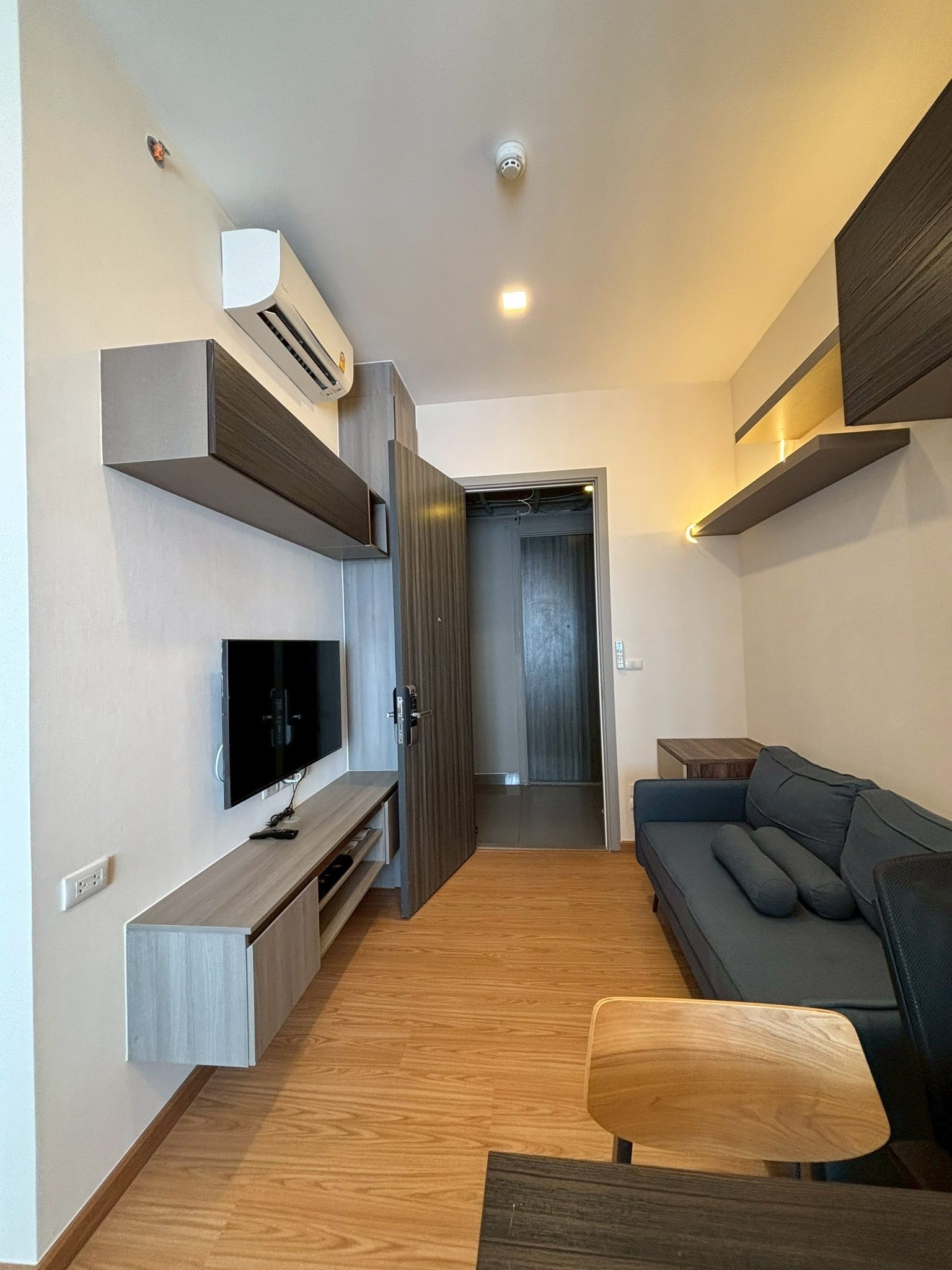 ประกาศฟรี! ซื้อ-ขาย-เช่า คอนโด บ้าน ทาวน์โฮม ที่ดิน และพื้นที่เชิงพาณิชย์ทั่วประเทศไทย ทุกทำเล ทุกงบประมาณ ไม่มีค่าใช้จ่าย ลงง่าย ขายไว เข้าถึงผู้ซื้อโดยตรง 2 520558pic1.jpg