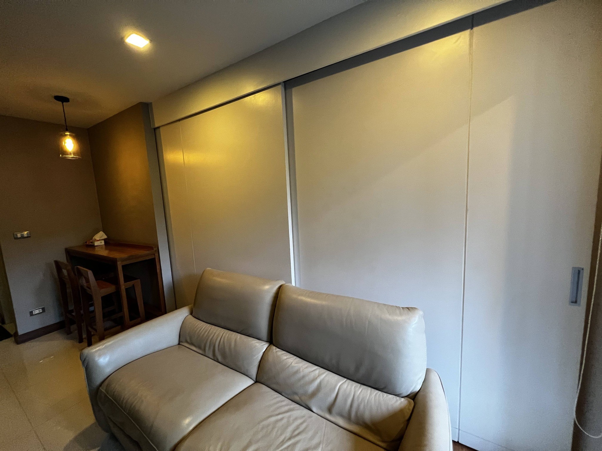 ประกาศฟรี! ซื้อ-ขาย-เช่า คอนโด บ้าน ทาวน์โฮม ที่ดิน และพื้นที่เชิงพาณิชย์ทั่วประเทศไทย ทุกทำเล ทุกงบประมาณ ไม่มีค่าใช้จ่าย ลงง่าย ขายไว เข้าถึงผู้ซื้อโดยตรง 2 520555pic1.jpg