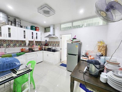 ประกาศฟรี! ซื้อ-ขาย-เช่า คอนโด บ้าน ทาวน์โฮม ที่ดิน และพื้นที่เชิงพาณิชย์ทั่วประเทศไทย ทุกทำเล ทุกงบประมาณ ไม่มีค่าใช้จ่าย ลงง่าย ขายไว เข้าถึงผู้ซื้อโดยตรง 3 520211pic2.jpg