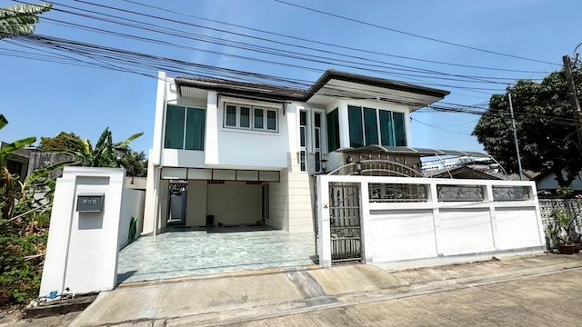 ประกาศฟรี! ซื้อ-ขาย-เช่า คอนโด บ้าน ทาวน์โฮม ที่ดิน และพื้นที่เชิงพาณิชย์ทั่วประเทศไทย ทุกทำเล ทุกงบประมาณ ไม่มีค่าใช้จ่าย ลงง่าย ขายไว เข้าถึงผู้ซื้อโดยตรง 2 520372pic1.jpg