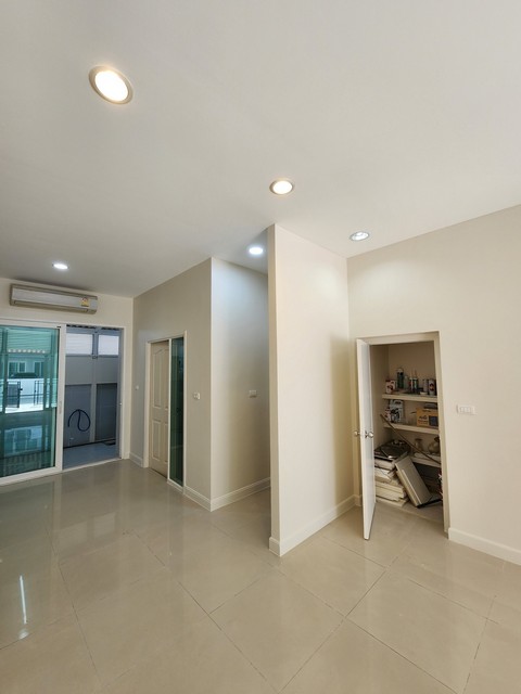 ประกาศฟรี! ซื้อ-ขาย-เช่า คอนโด บ้าน ทาวน์โฮม ที่ดิน และพื้นที่เชิงพาณิชย์ทั่วประเทศไทย ทุกทำเล ทุกงบประมาณ ไม่มีค่าใช้จ่าย ลงง่าย ขายไว เข้าถึงผู้ซื้อโดยตรง 3 517978pic2.jpg