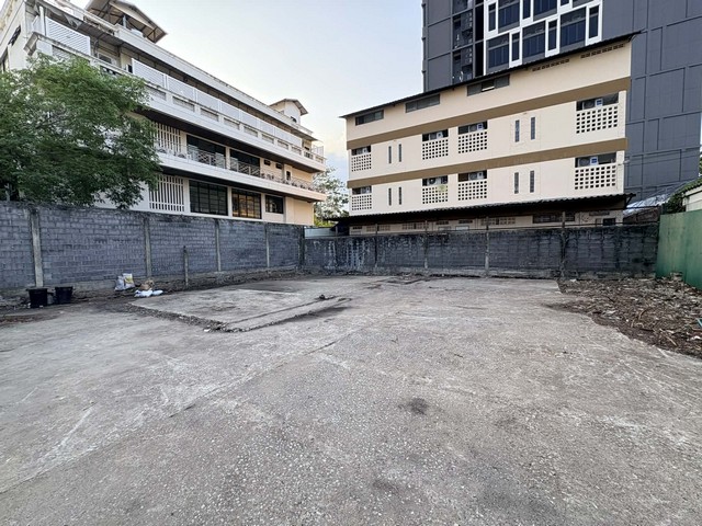 ประกาศฟรี! ซื้อ-ขาย-เช่า คอนโด บ้าน ทาวน์โฮม ที่ดิน และพื้นที่เชิงพาณิชย์ทั่วประเทศไทย ทุกทำเล ทุกงบประมาณ ไม่มีค่าใช้จ่าย ลงง่าย ขายไว เข้าถึงผู้ซื้อโดยตรง 5 517966pic4.jpg