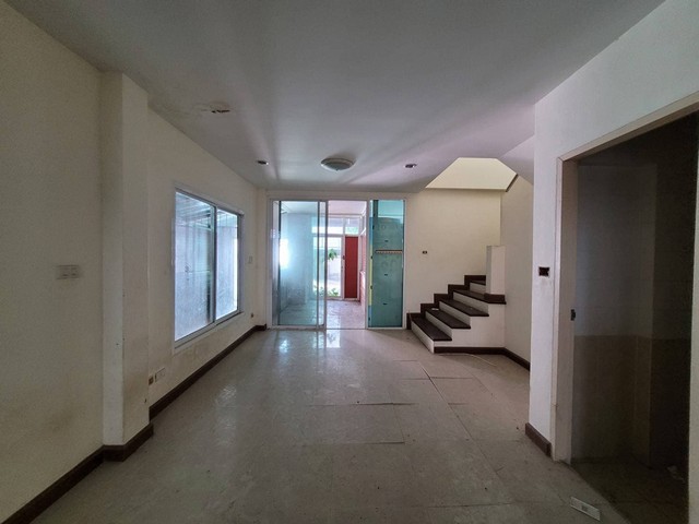 ประกาศฟรี! ซื้อ-ขาย-เช่า คอนโด บ้าน ทาวน์โฮม ที่ดิน และพื้นที่เชิงพาณิชย์ทั่วประเทศไทย ทุกทำเล ทุกงบประมาณ ไม่มีค่าใช้จ่าย ลงง่าย ขายไว เข้าถึงผู้ซื้อโดยตรง 4 259737pic3.jpg