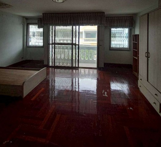 ประกาศฟรี! ซื้อ-ขาย-เช่า คอนโด บ้าน ทาวน์โฮม ที่ดิน และพื้นที่เชิงพาณิชย์ทั่วประเทศไทย ทุกทำเล ทุกงบประมาณ ไม่มีค่าใช้จ่าย ลงง่าย ขายไว เข้าถึงผู้ซื้อโดยตรง 3 260851pic2.jpg