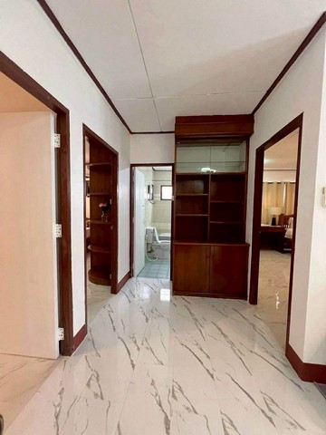 ประกาศฟรี! ซื้อ-ขาย-เช่า คอนโด บ้าน ทาวน์โฮม ที่ดิน และพื้นที่เชิงพาณิชย์ทั่วประเทศไทย ทุกทำเล ทุกงบประมาณ ไม่มีค่าใช้จ่าย ลงง่าย ขายไว เข้าถึงผู้ซื้อโดยตรง 5 260983pic4.jpg