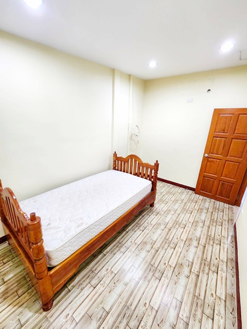 ประกาศฟรี! ซื้อ-ขาย-เช่า คอนโด บ้าน ทาวน์โฮม ที่ดิน และพื้นที่เชิงพาณิชย์ทั่วประเทศไทย ทุกทำเล ทุกงบประมาณ ไม่มีค่าใช้จ่าย ลงง่าย ขายไว เข้าถึงผู้ซื้อโดยตรง 4 318355pic3.jpg