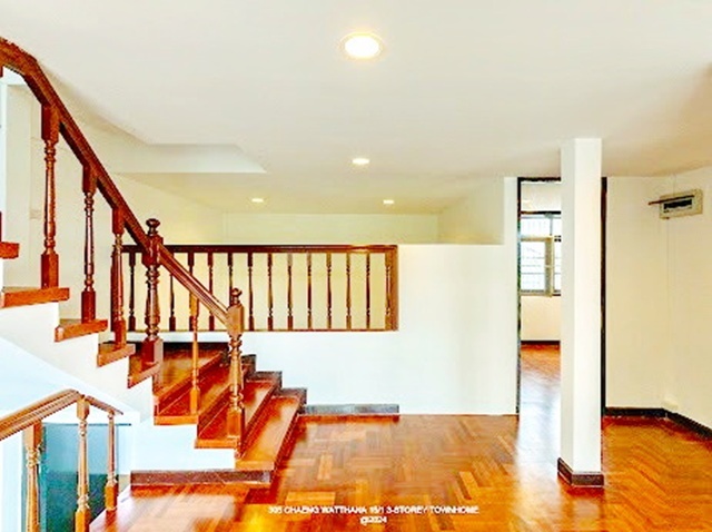 ประกาศฟรี! ซื้อ-ขาย-เช่า คอนโด บ้าน ทาวน์โฮม ที่ดิน และพื้นที่เชิงพาณิชย์ทั่วประเทศไทย ทุกทำเล ทุกงบประมาณ ไม่มีค่าใช้จ่าย ลงง่าย ขายไว เข้าถึงผู้ซื้อโดยตรง 5 318324pic4.jpg