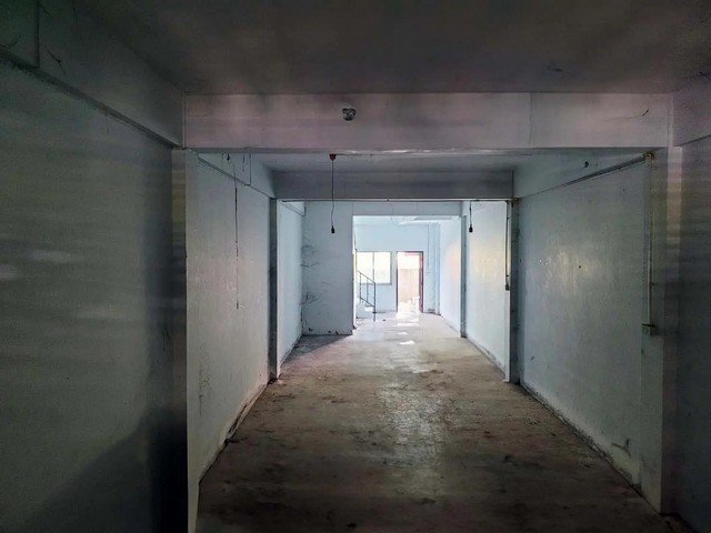 ประกาศฟรี! ซื้อ-ขาย-เช่า คอนโด บ้าน ทาวน์โฮม ที่ดิน และพื้นที่เชิงพาณิชย์ทั่วประเทศไทย ทุกทำเล ทุกงบประมาณ ไม่มีค่าใช้จ่าย ลงง่าย ขายไว เข้าถึงผู้ซื้อโดยตรง 5 259776pic4.jpg