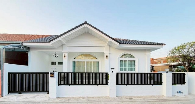 ประกาศฟรี! ซื้อ-ขาย-เช่า คอนโด บ้าน ทาวน์โฮม ที่ดิน และพื้นที่เชิงพาณิชย์ทั่วประเทศไทย ทุกทำเล ทุกงบประมาณ ไม่มีค่าใช้จ่าย ลงง่าย ขายไว เข้าถึงผู้ซื้อโดยตรง 2 318416pic1.jpg