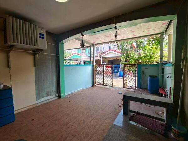 ประกาศฟรี! ซื้อ-ขาย-เช่า คอนโด บ้าน ทาวน์โฮม ที่ดิน และพื้นที่เชิงพาณิชย์ทั่วประเทศไทย ทุกทำเล ทุกงบประมาณ ไม่มีค่าใช้จ่าย ลงง่าย ขายไว เข้าถึงผู้ซื้อโดยตรง 5 520527pic4.jpg