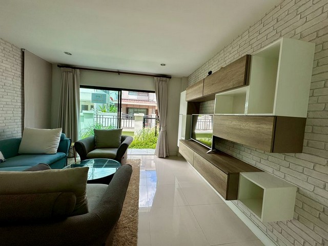 ประกาศฟรี! ซื้อ-ขาย-เช่า คอนโด บ้าน ทาวน์โฮม ที่ดิน และพื้นที่เชิงพาณิชย์ทั่วประเทศไทย ทุกทำเล ทุกงบประมาณ ไม่มีค่าใช้จ่าย ลงง่าย ขายไว เข้าถึงผู้ซื้อโดยตรง 3 301850pic2.jpg