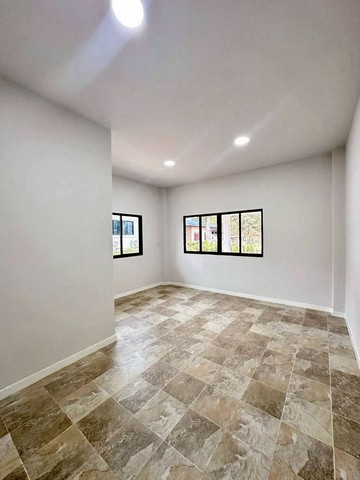 ประกาศฟรี! ซื้อ-ขาย-เช่า คอนโด บ้าน ทาวน์โฮม ที่ดิน และพื้นที่เชิงพาณิชย์ทั่วประเทศไทย ทุกทำเล ทุกงบประมาณ ไม่มีค่าใช้จ่าย ลงง่าย ขายไว เข้าถึงผู้ซื้อโดยตรง 4 261111pic3.jpg