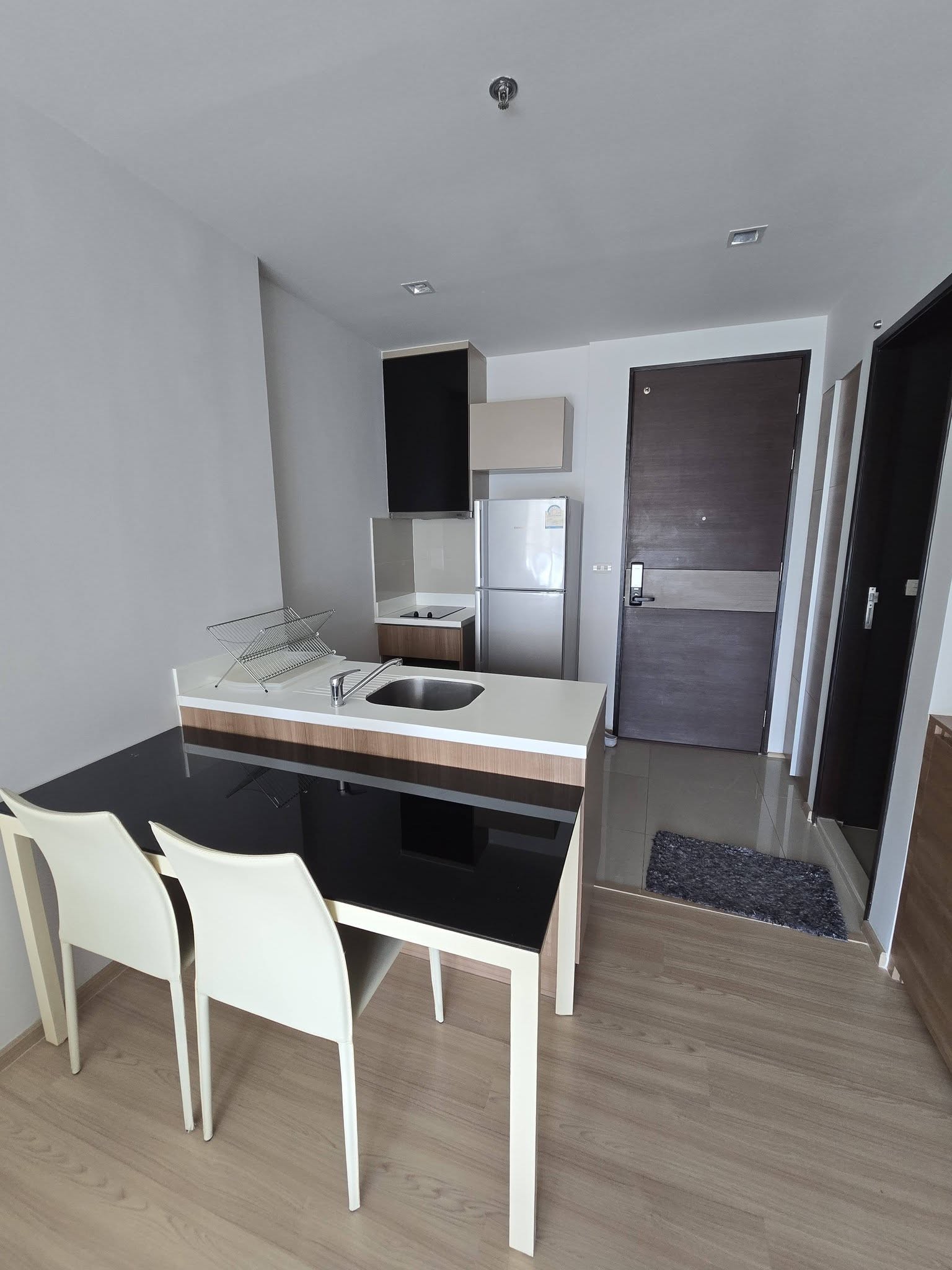 ประกาศฟรี! ซื้อ-ขาย-เช่า คอนโด บ้าน ทาวน์โฮม ที่ดิน และพื้นที่เชิงพาณิชย์ทั่วประเทศไทย ทุกทำเล ทุกงบประมาณ ไม่มีค่าใช้จ่าย ลงง่าย ขายไว เข้าถึงผู้ซื้อโดยตรง 2 520698pic1.jpg