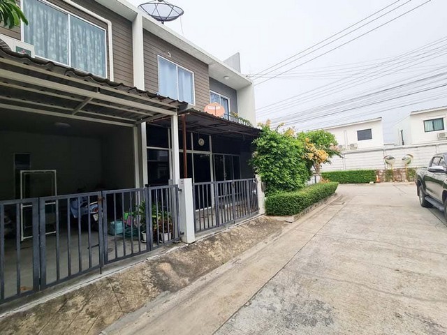 ประกาศฟรี! ซื้อ-ขาย-เช่า คอนโด บ้าน ทาวน์โฮม ที่ดิน และพื้นที่เชิงพาณิชย์ทั่วประเทศไทย ทุกทำเล ทุกงบประมาณ ไม่มีค่าใช้จ่าย ลงง่าย ขายไว เข้าถึงผู้ซื้อโดยตรง 2 259880pic1.jpg