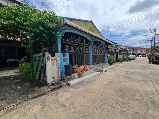 ประกาศฟรี! ซื้อ-ขาย-เช่า คอนโด บ้าน ทาวน์โฮม ที่ดิน และพื้นที่เชิงพาณิชย์ทั่วประเทศไทย ทุกทำเล ทุกงบประมาณ ไม่มีค่าใช้จ่าย ลงง่าย ขายไว เข้าถึงผู้ซื้อโดยตรง 3 259858pic2.jpg