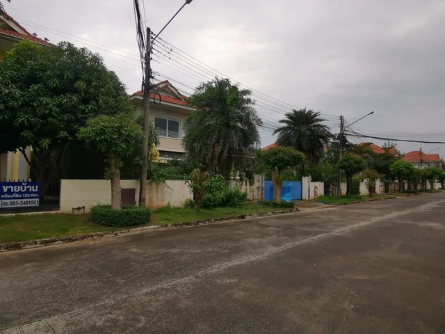 ประกาศฟรี! ซื้อ-ขาย-เช่า คอนโด บ้าน ทาวน์โฮม ที่ดิน และพื้นที่เชิงพาณิชย์ทั่วประเทศไทย ทุกทำเล ทุกงบประมาณ ไม่มีค่าใช้จ่าย ลงง่าย ขายไว เข้าถึงผู้ซื้อโดยตรง 3 261079pic2.jpg