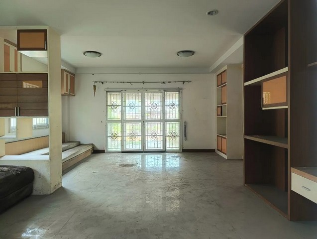 ประกาศฟรี! ซื้อ-ขาย-เช่า คอนโด บ้าน ทาวน์โฮม ที่ดิน และพื้นที่เชิงพาณิชย์ทั่วประเทศไทย ทุกทำเล ทุกงบประมาณ ไม่มีค่าใช้จ่าย ลงง่าย ขายไว เข้าถึงผู้ซื้อโดยตรง 5 261062pic4.jpg