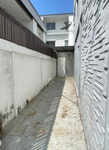 ประกาศฟรี! ซื้อ-ขาย-เช่า คอนโด บ้าน ทาวน์โฮม ที่ดิน และพื้นที่เชิงพาณิชย์ทั่วประเทศไทย ทุกทำเล ทุกงบประมาณ ไม่มีค่าใช้จ่าย ลงง่าย ขายไว เข้าถึงผู้ซื้อโดยตรง 3 260981pic2.jpg