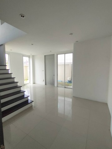 ประกาศฟรี! ซื้อ-ขาย-เช่า คอนโด บ้าน ทาวน์โฮม ที่ดิน และพื้นที่เชิงพาณิชย์ทั่วประเทศไทย ทุกทำเล ทุกงบประมาณ ไม่มีค่าใช้จ่าย ลงง่าย ขายไว เข้าถึงผู้ซื้อโดยตรง 4 518031pic3.jpg