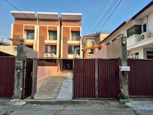 ประกาศฟรี! ซื้อ-ขาย-เช่า คอนโด บ้าน ทาวน์โฮม ที่ดิน และพื้นที่เชิงพาณิชย์ทั่วประเทศไทย ทุกทำเล ทุกงบประมาณ ไม่มีค่าใช้จ่าย ลงง่าย ขายไว เข้าถึงผู้ซื้อโดยตรง 2 294508pic1.jpg