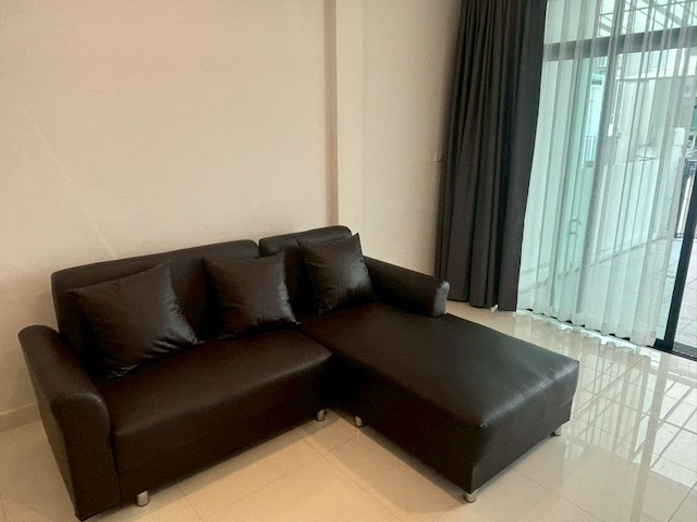 ประกาศฟรี! ซื้อ-ขาย-เช่า คอนโด บ้าน ทาวน์โฮม ที่ดิน และพื้นที่เชิงพาณิชย์ทั่วประเทศไทย ทุกทำเล ทุกงบประมาณ ไม่มีค่าใช้จ่าย ลงง่าย ขายไว เข้าถึงผู้ซื้อโดยตรง 5 294486pic4.jpg