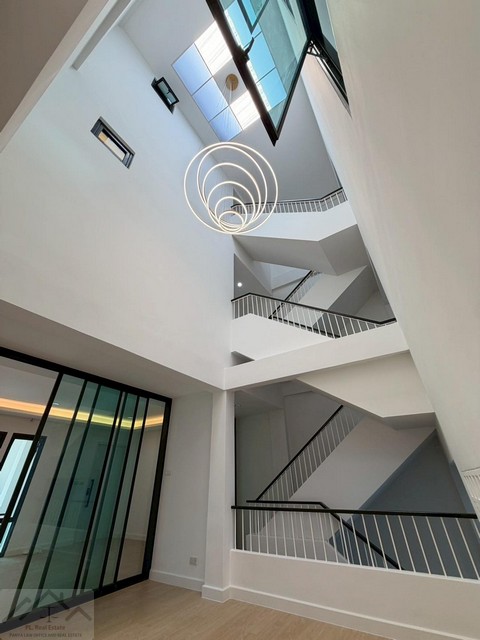 ประกาศฟรี! ซื้อ-ขาย-เช่า คอนโด บ้าน ทาวน์โฮม ที่ดิน และพื้นที่เชิงพาณิชย์ทั่วประเทศไทย ทุกทำเล ทุกงบประมาณ ไม่มีค่าใช้จ่าย ลงง่าย ขายไว เข้าถึงผู้ซื้อโดยตรง 5 520820pic4.jpg