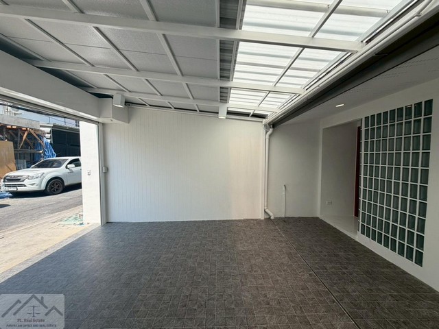 ประกาศฟรี! ซื้อ-ขาย-เช่า คอนโด บ้าน ทาวน์โฮม ที่ดิน และพื้นที่เชิงพาณิชย์ทั่วประเทศไทย ทุกทำเล ทุกงบประมาณ ไม่มีค่าใช้จ่าย ลงง่าย ขายไว เข้าถึงผู้ซื้อโดยตรง 3 520811pic2.jpg