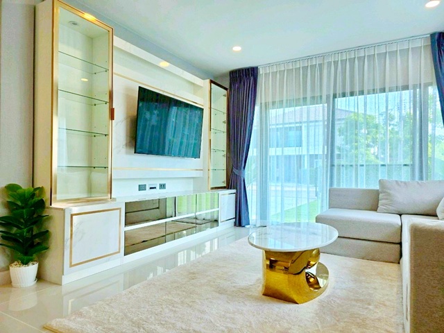 ประกาศฟรี! ซื้อ-ขาย-เช่า คอนโด บ้าน ทาวน์โฮม ที่ดิน และพื้นที่เชิงพาณิชย์ทั่วประเทศไทย ทุกทำเล ทุกงบประมาณ ไม่มีค่าใช้จ่าย ลงง่าย ขายไว เข้าถึงผู้ซื้อโดยตรง 3 318427pic2.jpg