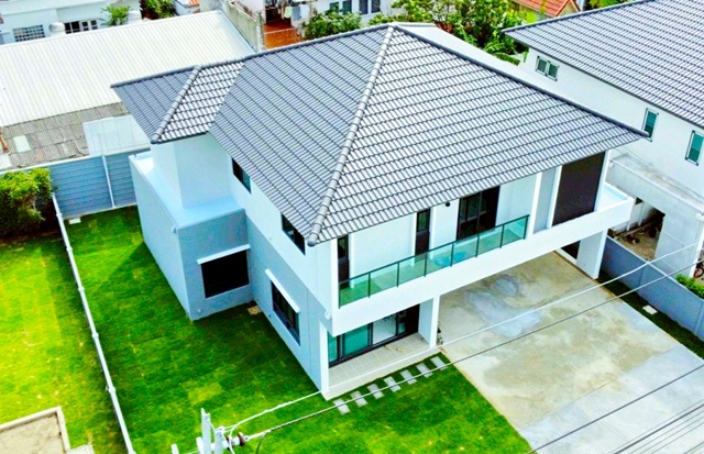 ประกาศฟรี! ซื้อ-ขาย-เช่า คอนโด บ้าน ทาวน์โฮม ที่ดิน และพื้นที่เชิงพาณิชย์ทั่วประเทศไทย ทุกทำเล ทุกงบประมาณ ไม่มีค่าใช้จ่าย ลงง่าย ขายไว เข้าถึงผู้ซื้อโดยตรง 2 318426pic1.jpg