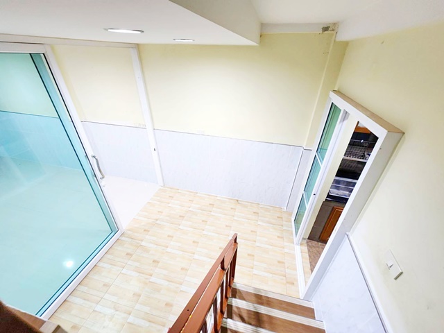 ประกาศฟรี! ซื้อ-ขาย-เช่า คอนโด บ้าน ทาวน์โฮม ที่ดิน และพื้นที่เชิงพาณิชย์ทั่วประเทศไทย ทุกทำเล ทุกงบประมาณ ไม่มีค่าใช้จ่าย ลงง่าย ขายไว เข้าถึงผู้ซื้อโดยตรง 5 318366pic4.jpg