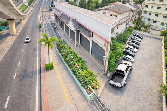 ประกาศฟรี! ซื้อ-ขาย-เช่า คอนโด บ้าน ทาวน์โฮม ที่ดิน และพื้นที่เชิงพาณิชย์ทั่วประเทศไทย ทุกทำเล ทุกงบประมาณ ไม่มีค่าใช้จ่าย ลงง่าย ขายไว เข้าถึงผู้ซื้อโดยตรง 2 261142pic1.jpg