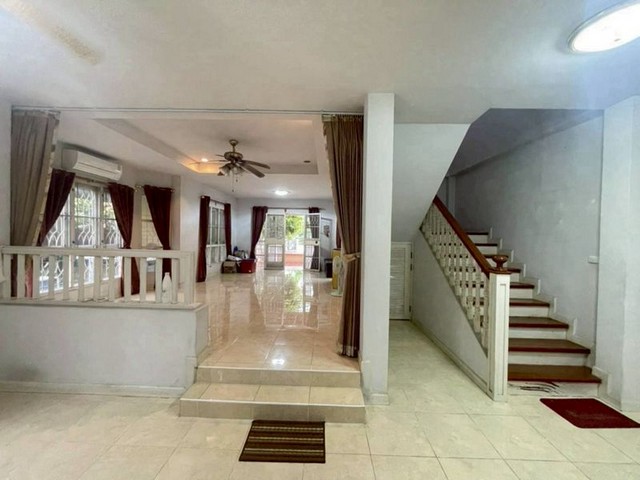 ประกาศฟรี! ซื้อ-ขาย-เช่า คอนโด บ้าน ทาวน์โฮม ที่ดิน และพื้นที่เชิงพาณิชย์ทั่วประเทศไทย ทุกทำเล ทุกงบประมาณ ไม่มีค่าใช้จ่าย ลงง่าย ขายไว เข้าถึงผู้ซื้อโดยตรง 4 261174pic3.jpg