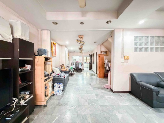 ประกาศฟรี! ซื้อ-ขาย-เช่า คอนโด บ้าน ทาวน์โฮม ที่ดิน และพื้นที่เชิงพาณิชย์ทั่วประเทศไทย ทุกทำเล ทุกงบประมาณ ไม่มีค่าใช้จ่าย ลงง่าย ขายไว เข้าถึงผู้ซื้อโดยตรง 3 318495pic2.jpg