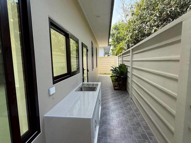 ประกาศฟรี! ซื้อ-ขาย-เช่า คอนโด บ้าน ทาวน์โฮม ที่ดิน และพื้นที่เชิงพาณิชย์ทั่วประเทศไทย ทุกทำเล ทุกงบประมาณ ไม่มีค่าใช้จ่าย ลงง่าย ขายไว เข้าถึงผู้ซื้อโดยตรง 5 318492pic4.jpg