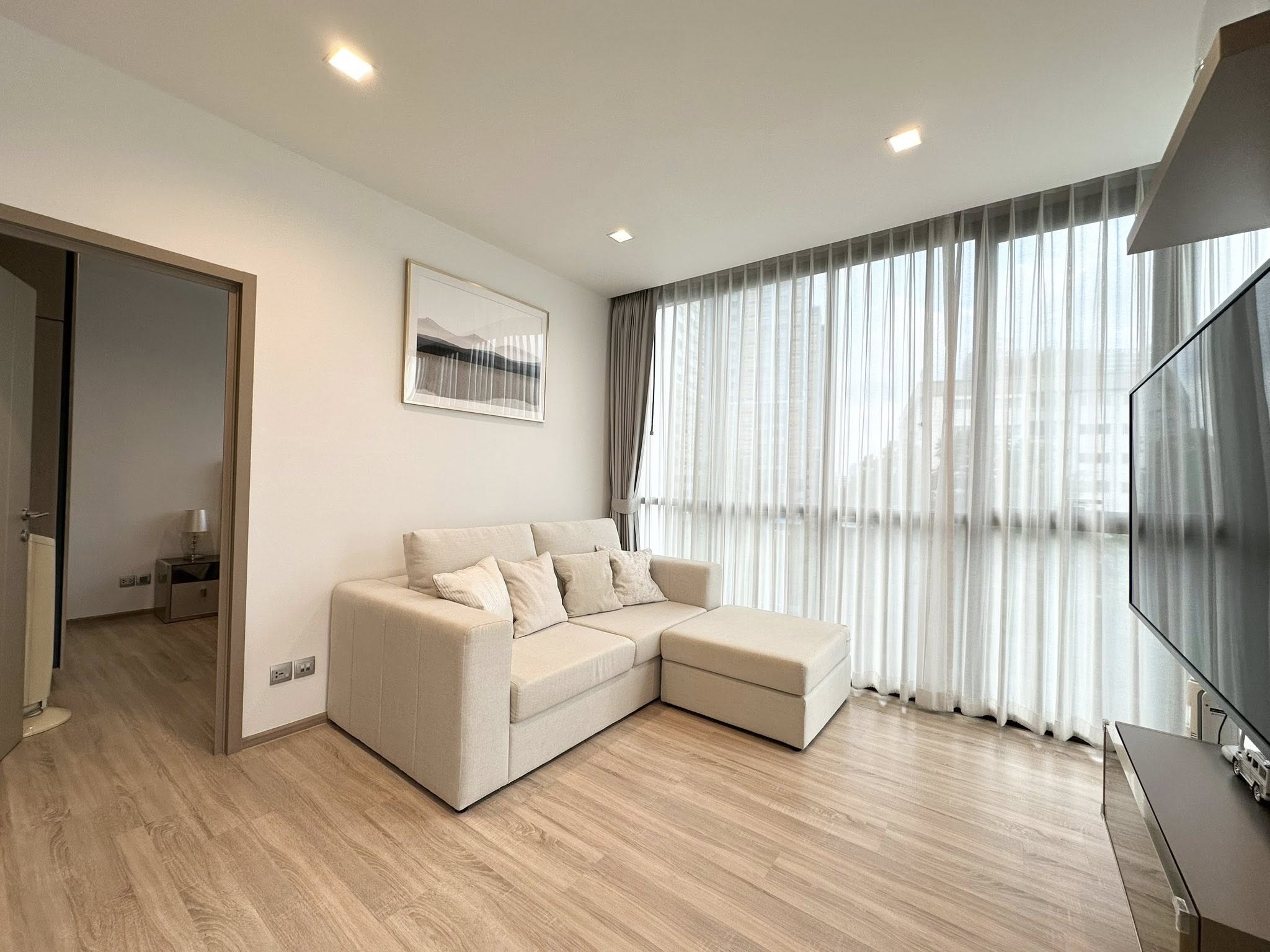 ประกาศฟรี! ซื้อ-ขาย-เช่า คอนโด บ้าน ทาวน์โฮม ที่ดิน และพื้นที่เชิงพาณิชย์ทั่วประเทศไทย ทุกทำเล ทุกงบประมาณ ไม่มีค่าใช้จ่าย ลงง่าย ขายไว เข้าถึงผู้ซื้อโดยตรง 3 520814pic2.jpg