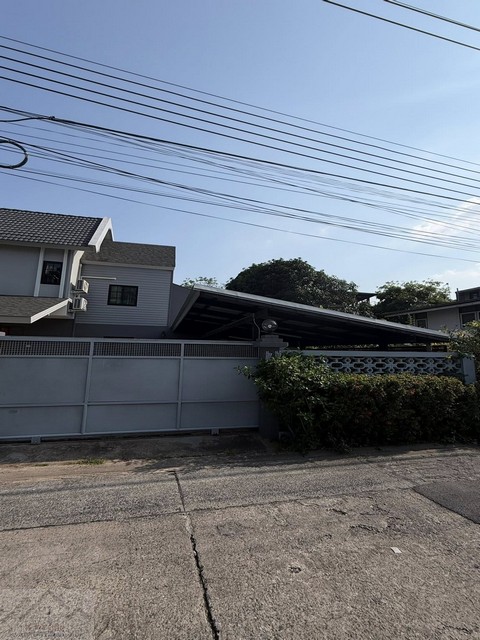 ประกาศฟรี! ซื้อ-ขาย-เช่า คอนโด บ้าน ทาวน์โฮม ที่ดิน และพื้นที่เชิงพาณิชย์ทั่วประเทศไทย ทุกทำเล ทุกงบประมาณ ไม่มีค่าใช้จ่าย ลงง่าย ขายไว เข้าถึงผู้ซื้อโดยตรง 3 520954pic2.jpg