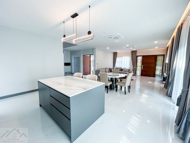 ประกาศฟรี! ซื้อ-ขาย-เช่า คอนโด บ้าน ทาวน์โฮม ที่ดิน และพื้นที่เชิงพาณิชย์ทั่วประเทศไทย ทุกทำเล ทุกงบประมาณ ไม่มีค่าใช้จ่าย ลงง่าย ขายไว เข้าถึงผู้ซื้อโดยตรง 4 520946pic3.jpg