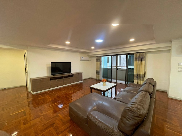 ประกาศฟรี! ซื้อ-ขาย-เช่า คอนโด บ้าน ทาวน์โฮม ที่ดิน และพื้นที่เชิงพาณิชย์ทั่วประเทศไทย ทุกทำเล ทุกงบประมาณ ไม่มีค่าใช้จ่าย ลงง่าย ขายไว เข้าถึงผู้ซื้อโดยตรง 4 518185pic3.jpg