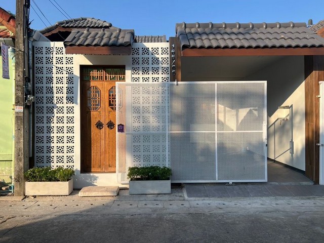 ประกาศฟรี! ซื้อ-ขาย-เช่า คอนโด บ้าน ทาวน์โฮม ที่ดิน และพื้นที่เชิงพาณิชย์ทั่วประเทศไทย ทุกทำเล ทุกงบประมาณ ไม่มีค่าใช้จ่าย ลงง่าย ขายไว เข้าถึงผู้ซื้อโดยตรง 3 261249pic2.jpg