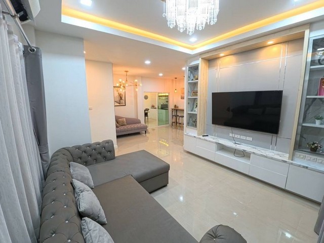 ประกาศฟรี! ซื้อ-ขาย-เช่า คอนโด บ้าน ทาวน์โฮม ที่ดิน และพื้นที่เชิงพาณิชย์ทั่วประเทศไทย ทุกทำเล ทุกงบประมาณ ไม่มีค่าใช้จ่าย ลงง่าย ขายไว เข้าถึงผู้ซื้อโดยตรง 3 261246pic2.jpg