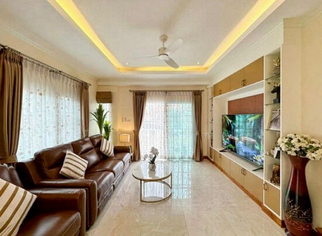 ประกาศฟรี! ซื้อ-ขาย-เช่า คอนโด บ้าน ทาวน์โฮม ที่ดิน และพื้นที่เชิงพาณิชย์ทั่วประเทศไทย ทุกทำเล ทุกงบประมาณ ไม่มีค่าใช้จ่าย ลงง่าย ขายไว เข้าถึงผู้ซื้อโดยตรง 3 261240pic2.jpg