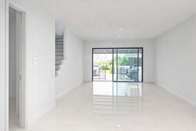 ประกาศฟรี! ซื้อ-ขาย-เช่า คอนโด บ้าน ทาวน์โฮม ที่ดิน และพื้นที่เชิงพาณิชย์ทั่วประเทศไทย ทุกทำเล ทุกงบประมาณ ไม่มีค่าใช้จ่าย ลงง่าย ขายไว เข้าถึงผู้ซื้อโดยตรง 4 318519pic3.jpg