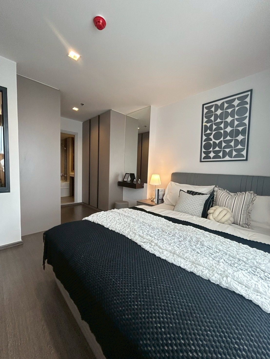 ประกาศฟรี! ซื้อ-ขาย-เช่า คอนโด บ้าน ทาวน์โฮม ที่ดิน และพื้นที่เชิงพาณิชย์ทั่วประเทศไทย ทุกทำเล ทุกงบประมาณ ไม่มีค่าใช้จ่าย ลงง่าย ขายไว เข้าถึงผู้ซื้อโดยตรง 3 520934pic2.jpg