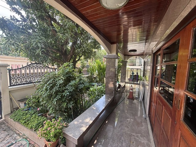 ประกาศฟรี! ซื้อ-ขาย-เช่า คอนโด บ้าน ทาวน์โฮม ที่ดิน และพื้นที่เชิงพาณิชย์ทั่วประเทศไทย ทุกทำเล ทุกงบประมาณ ไม่มีค่าใช้จ่าย ลงง่าย ขายไว เข้าถึงผู้ซื้อโดยตรง 3 521034pic2.jpg